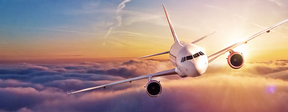 Teaserbild Charterflug Flugzeug über Wolken